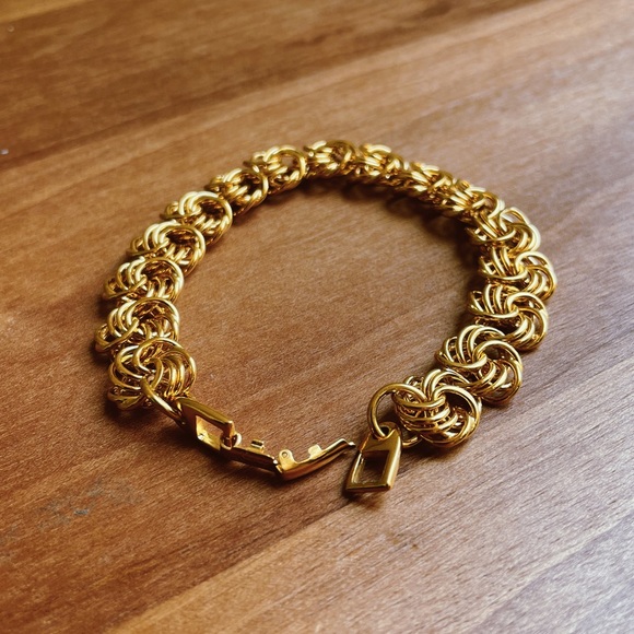 Napier Knitted Chain Style Bracelet - Picture 4 of 6